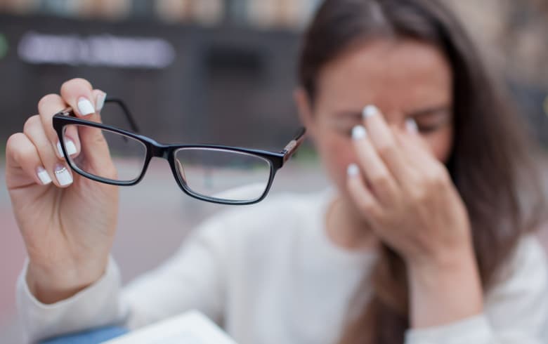Est-ce que la vue d’un myope peut s’améliorer ? | Institut Voltaire | Paris